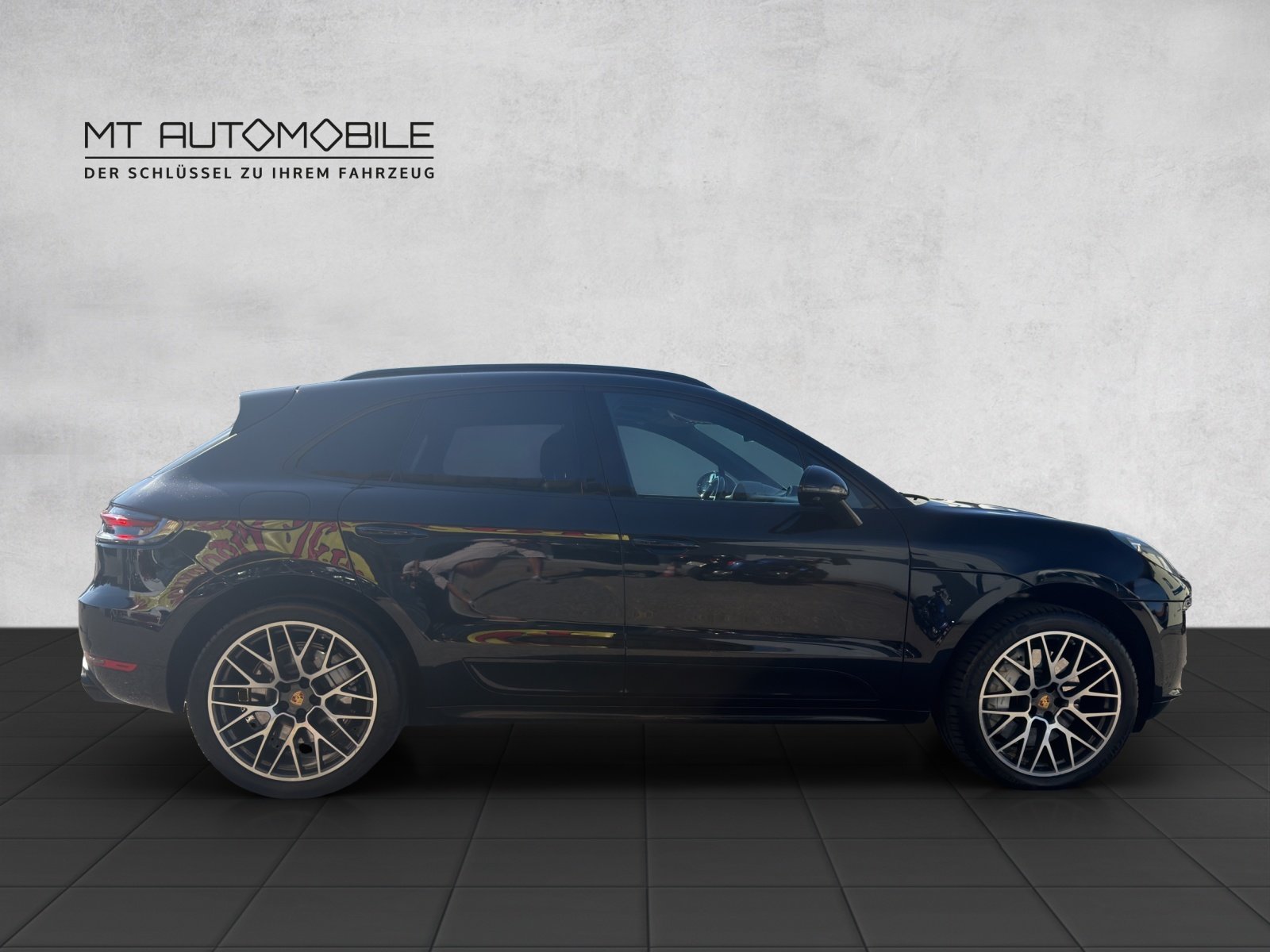 PORSCHE Macan Turbo Exclusive Performance Edition PDK, Benzin, Occasion / Gebraucht, Automatik - 7