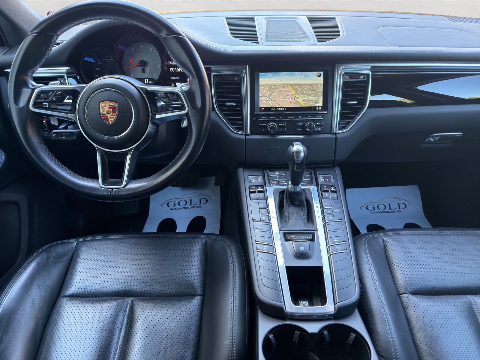 PORSCHE Macan S PDK, Petrol, Second hand / Used, Automatic - 3