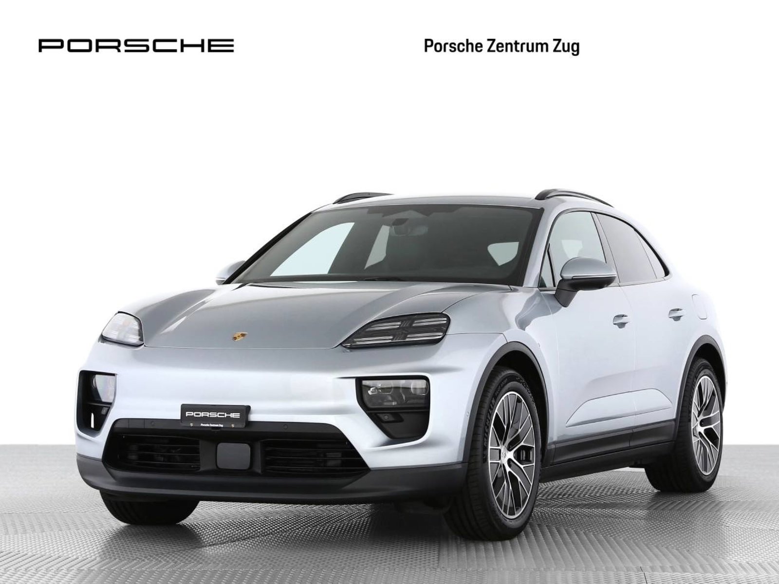 PORSCHE Macan 4