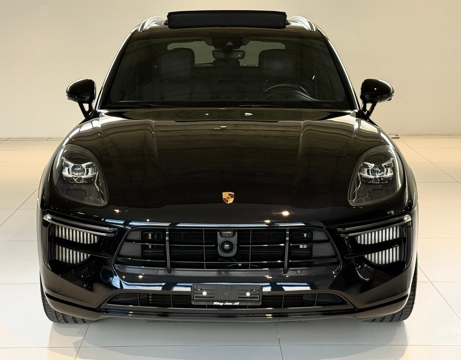 PORSCHE Macan Turbo PDK ***CH-Fahrzeug***Panoramadach***Dist, Benzin, Occasion / Gebraucht, Automatik - 2