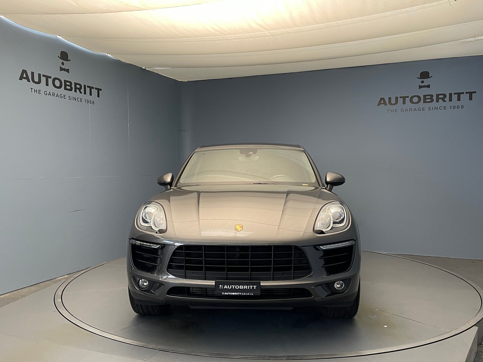 PORSCHE Macan 2.0, Essence, Occasion / Utilisé, Automatique - 2