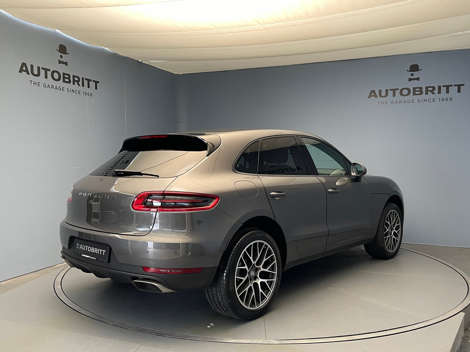 PORSCHE Macan 2.0, Essence, Occasion / Utilisé, Automatique - 4