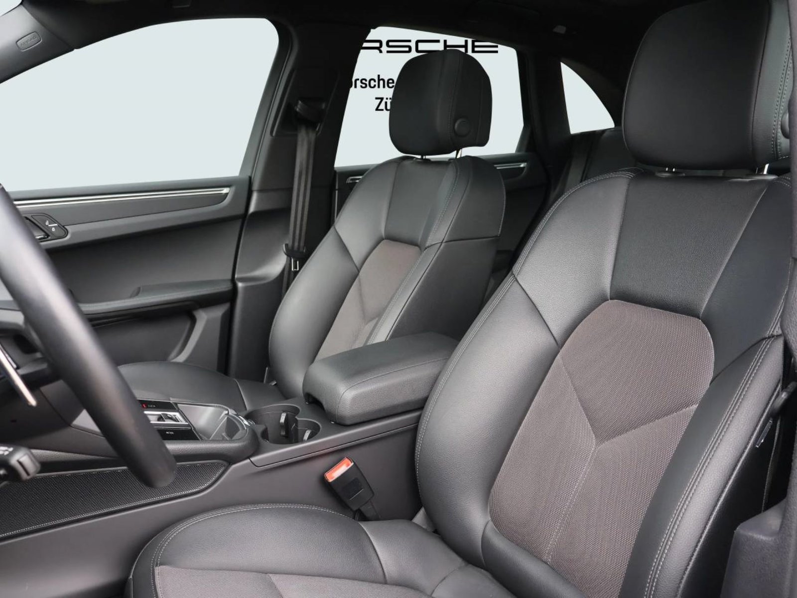 PORSCHE Macan, Essence, Occasion / Utilisé, Automatique - 5