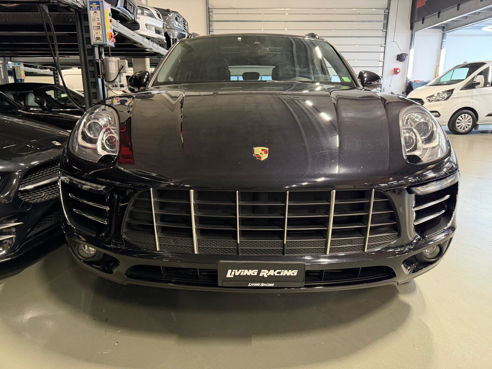 PORSCHE Macan S Diesel PDK, Diesel, Second hand / Used, Automatic - 6