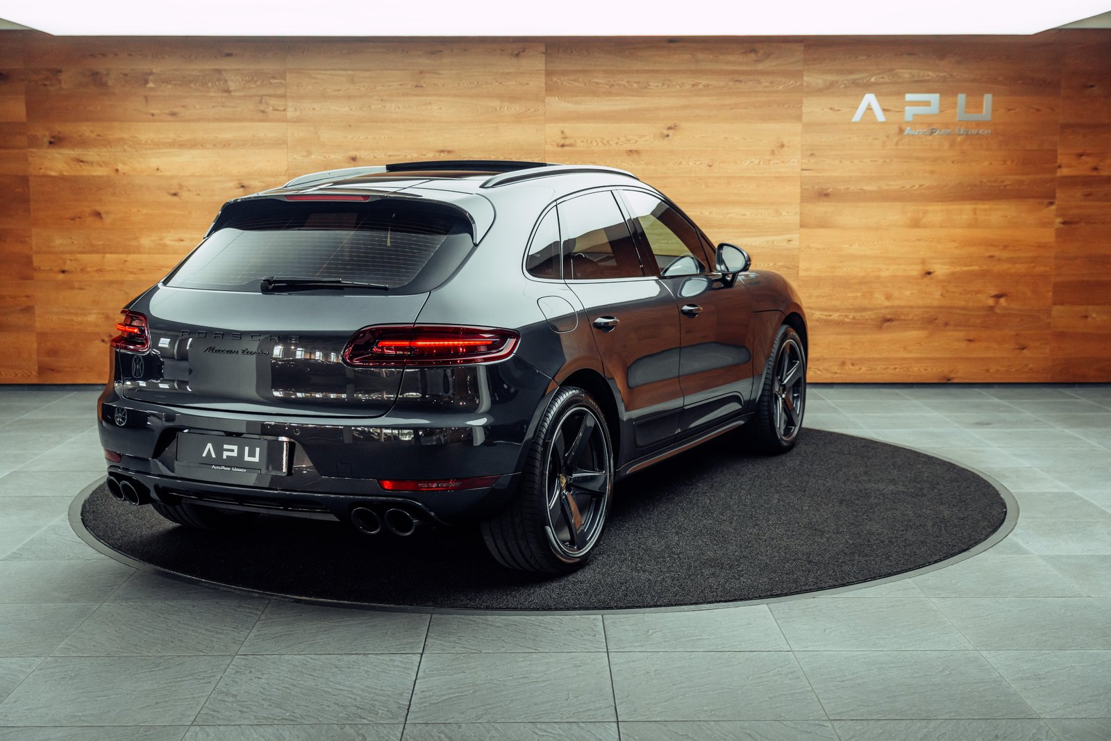PORSCHE Macan Turbo Performance PDK, Benzin, Occasion / Gebraucht, Automatik - 2