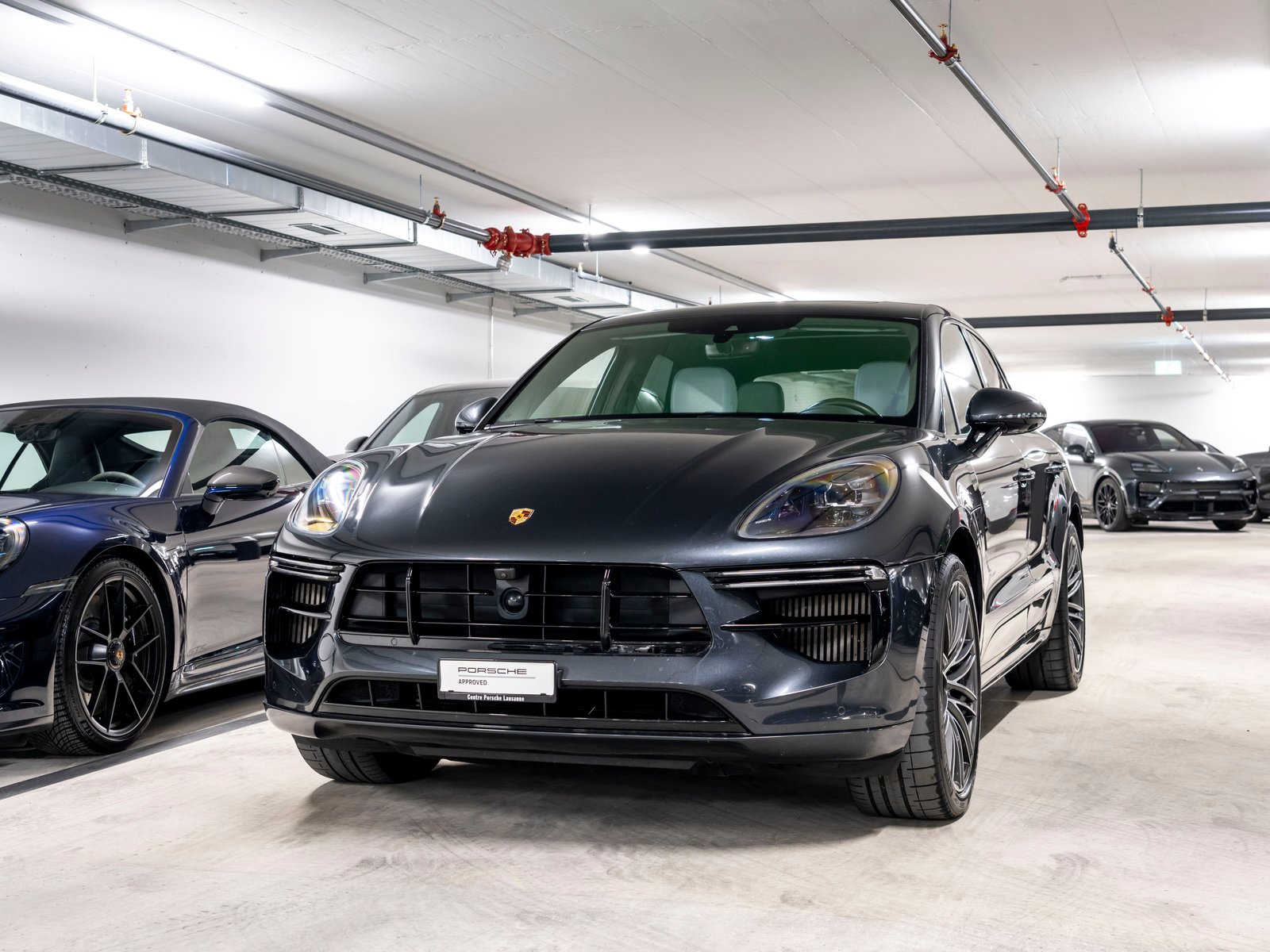 PORSCHE Macan Turbo PDK