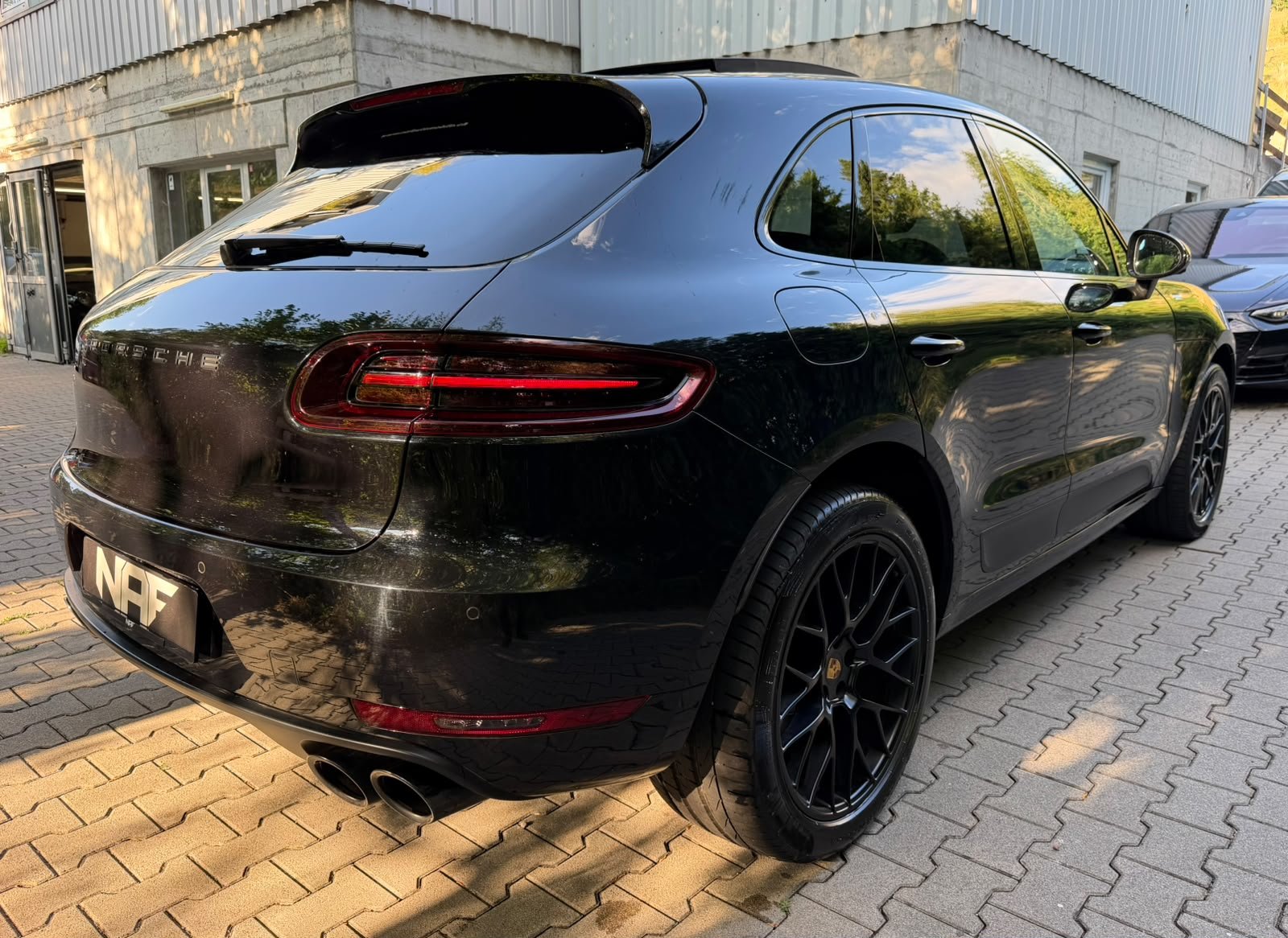 PORSCHE Macan GTS PDK, Petrol, Second hand / Used, Automatic - 5
