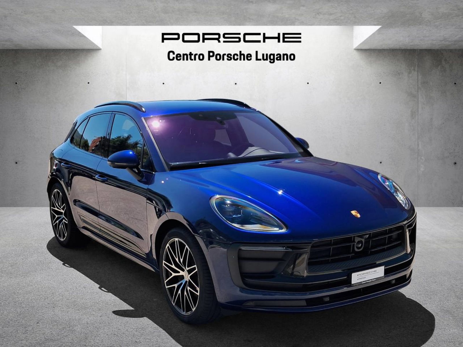 PORSCHE Macan T, Petrol, Second hand / Used, Automatic - 6