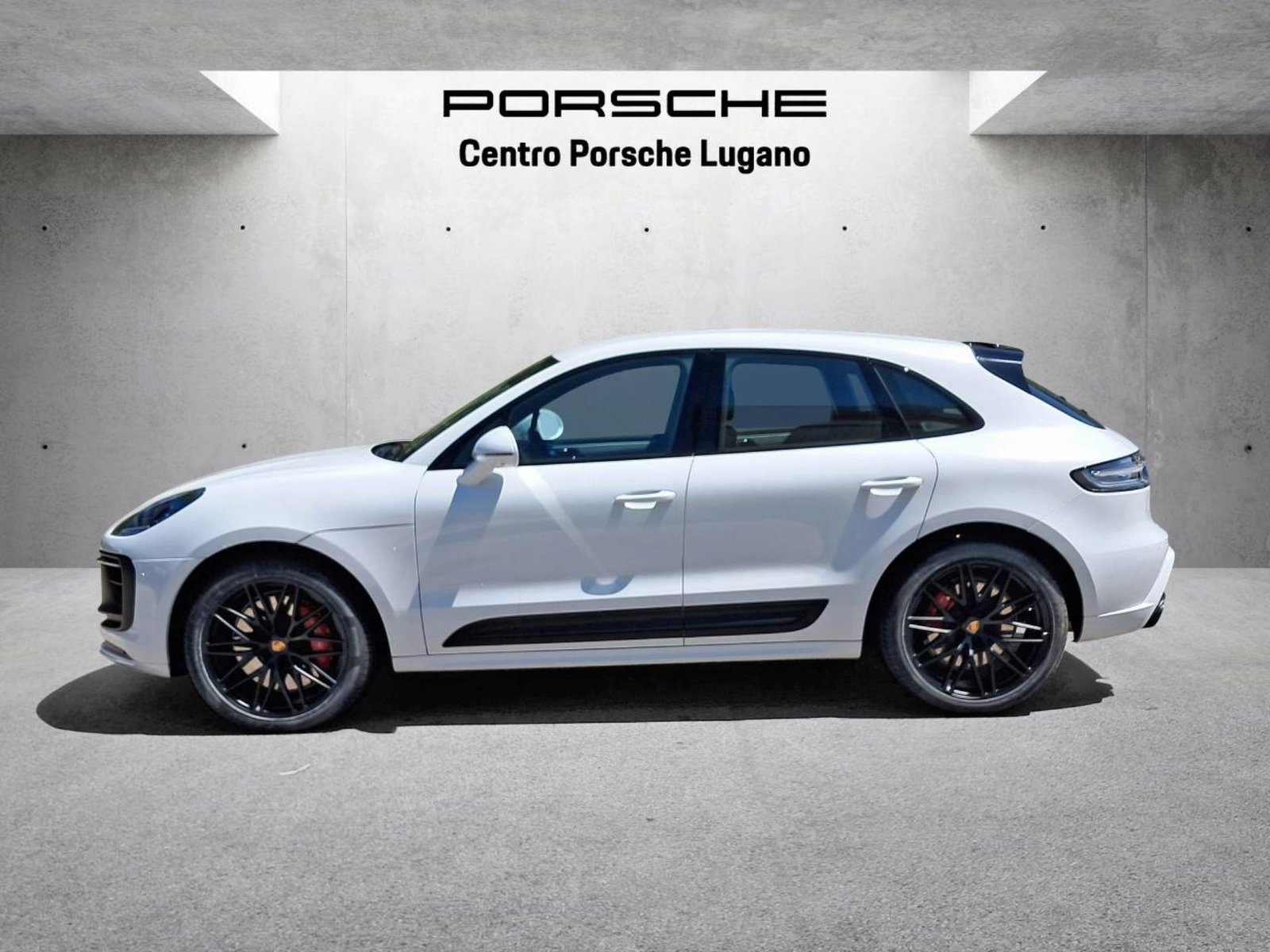 PORSCHE Macan GTS, Petrol, Second hand / Used, Automatic - 2