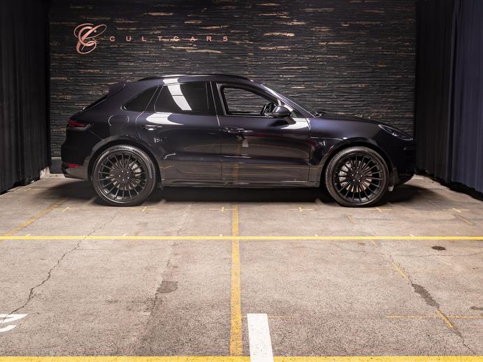 PORSCHE Macan Turbo PDK, Benzin, Occasion / Gebraucht, Automatik