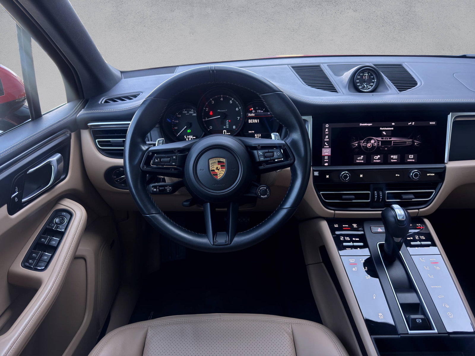 PORSCHE Macan T, Benzin, Occasion / Gebraucht, Automatik - 6