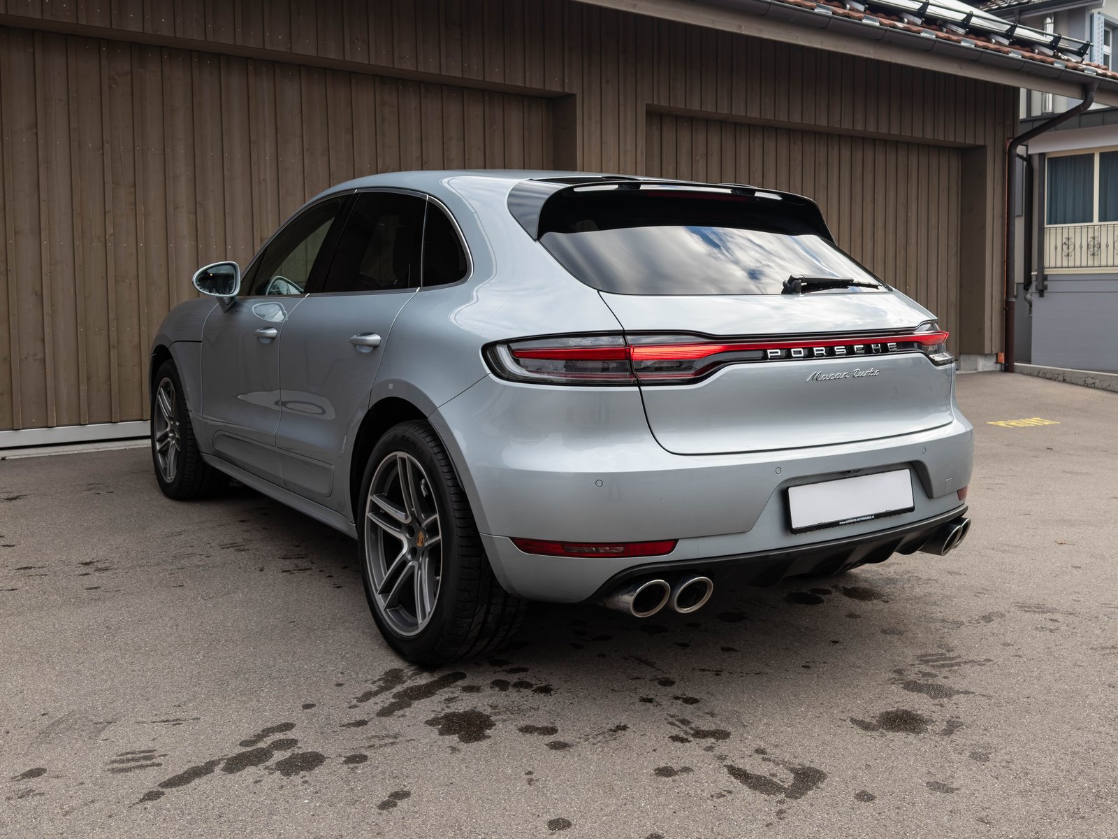 PORSCHE Macan Turbo PDK, Petrol, Second hand / Used, Automatic - 4