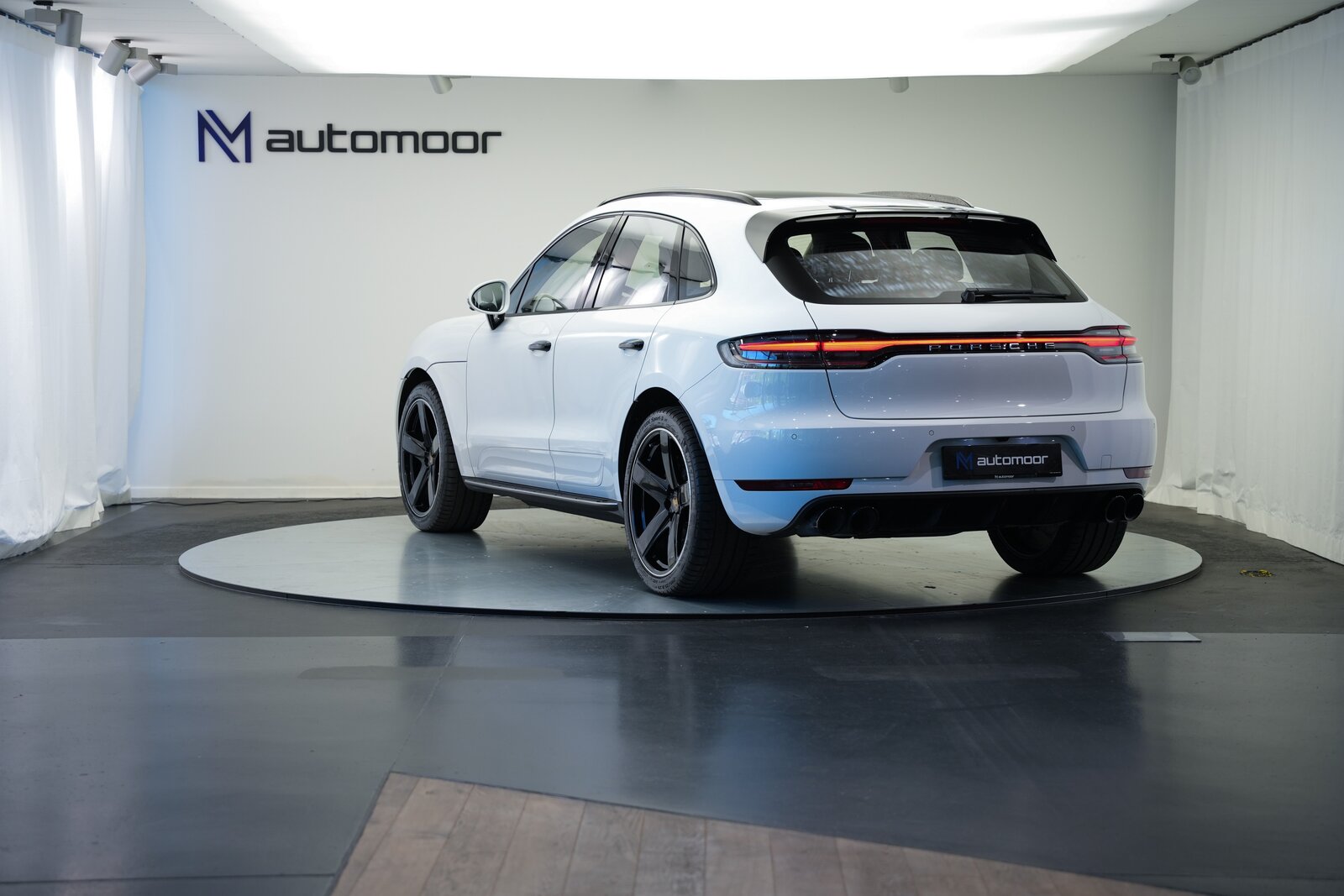 PORSCHE Macan Turbo PDK *CH-Fahrzeug* *Keramik* *Burmester* *Panora, Benzina, Occasioni / Usate, Automatico - 7