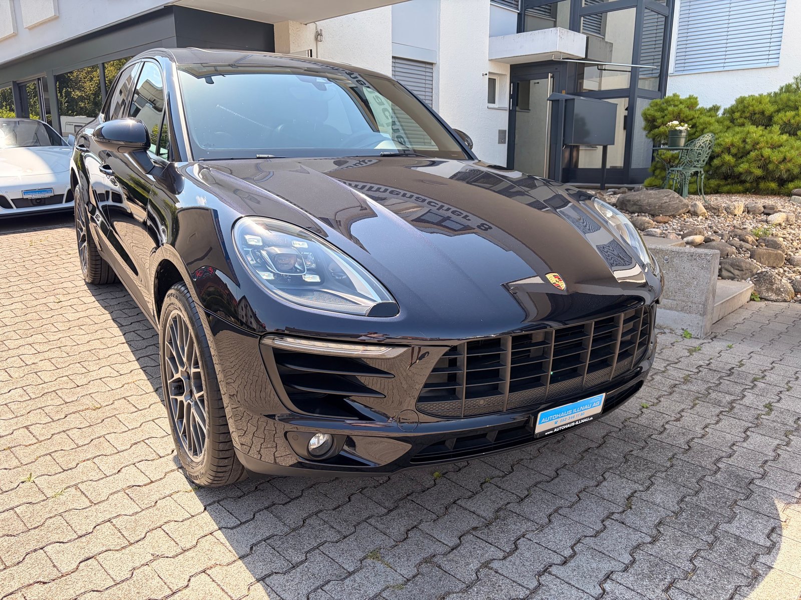 PORSCHE Macan PDK
