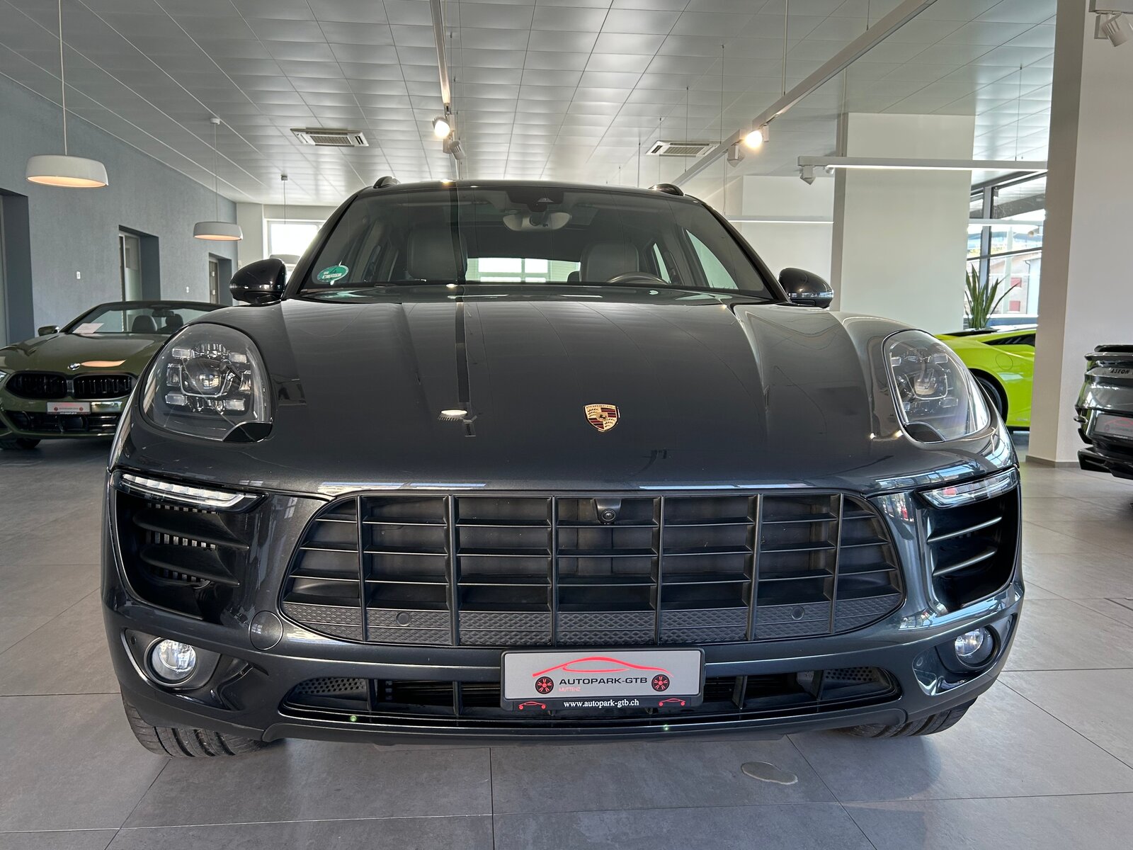PORSCHE Macan S PDK, Petrol, Second hand / Used, Automatic - 3