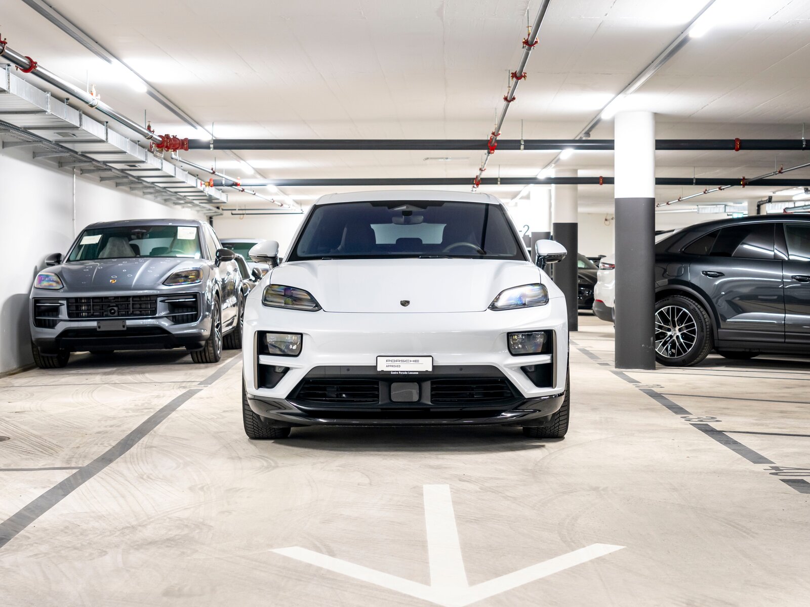 PORSCHE Macan Turbo 100kWh, Elektro, Occasion / Gebraucht, Automatik - 4