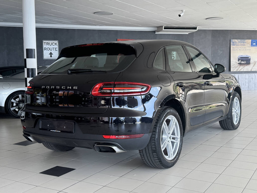 PORSCHE Macan 2.0, Essence, Occasion / Utilisé, Automatique - 4
