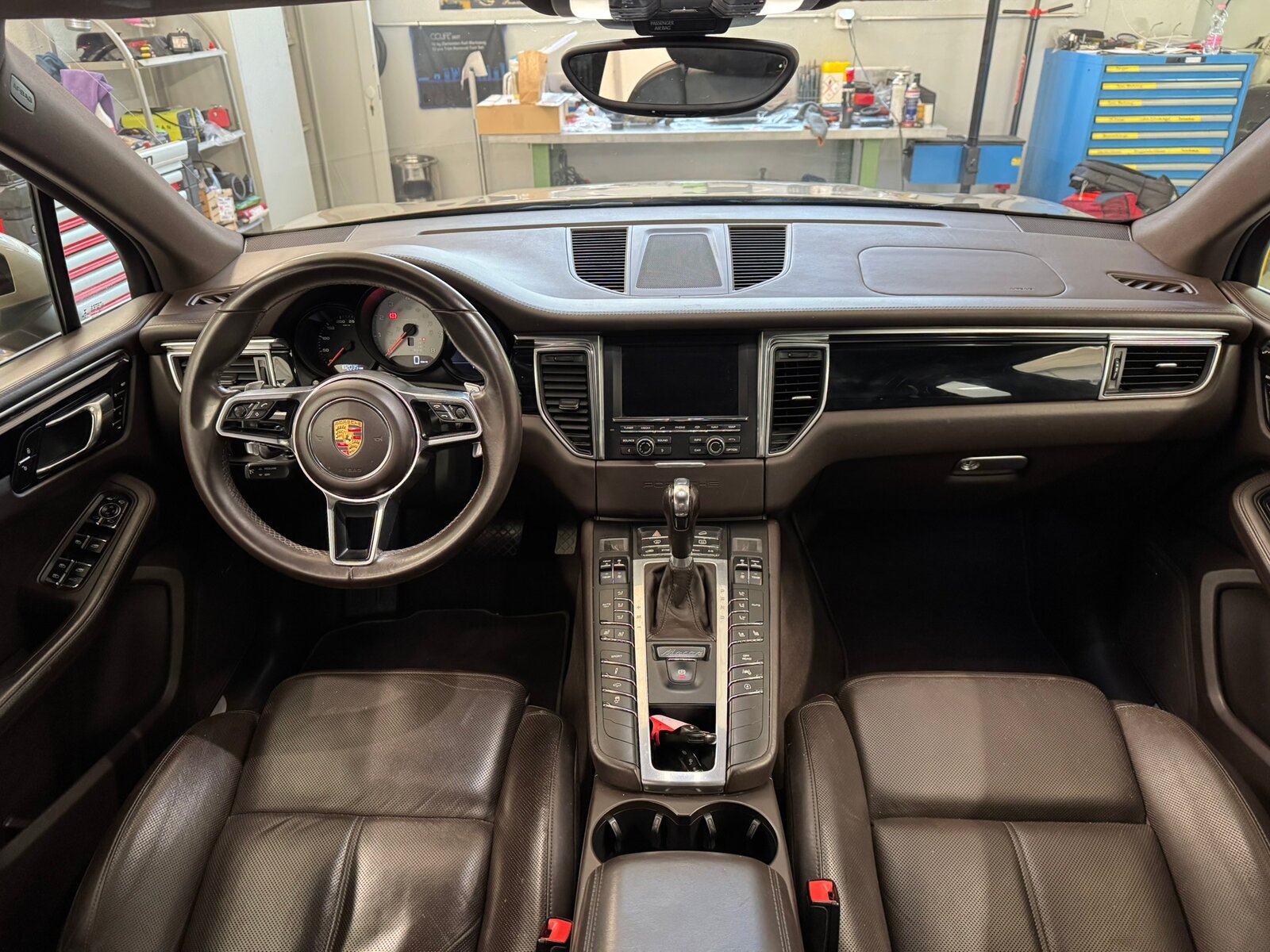 PORSCHE Macan S PDK, Petrol, Second hand / Used, Automatic - 7