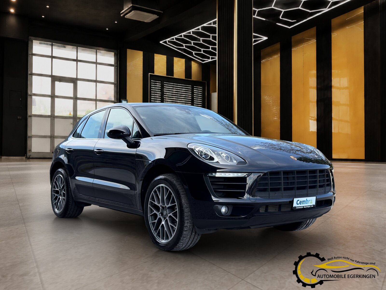 PORSCHE Macan 2.0, Essence, Occasion / Utilisé, Automatique - 4