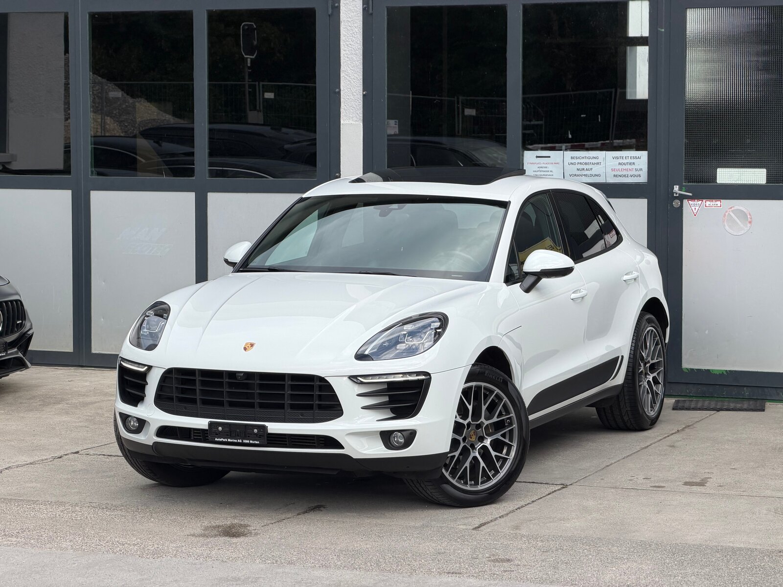 PORSCHE Macan PDK