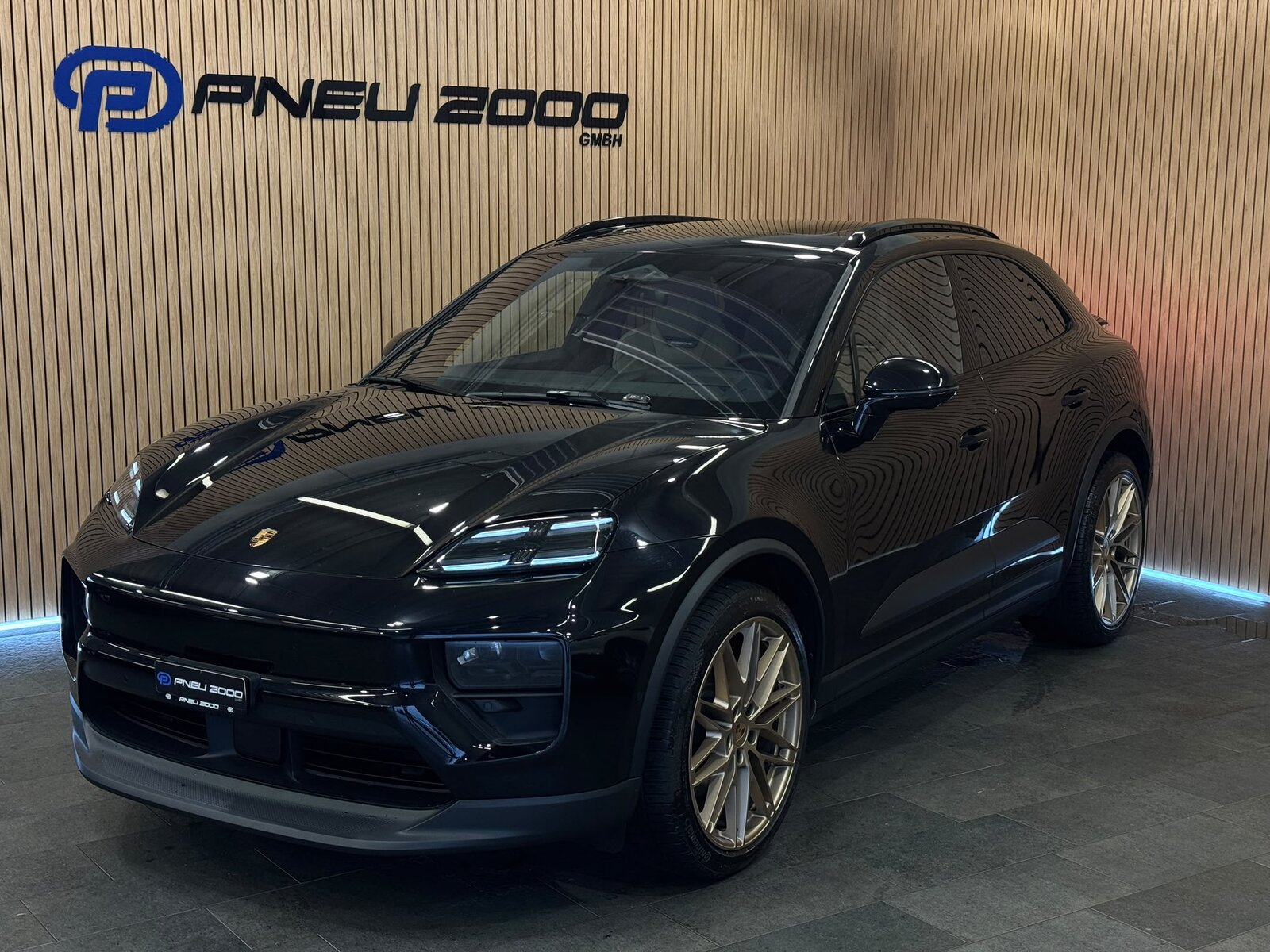 PORSCHE Macan 4 100kWh