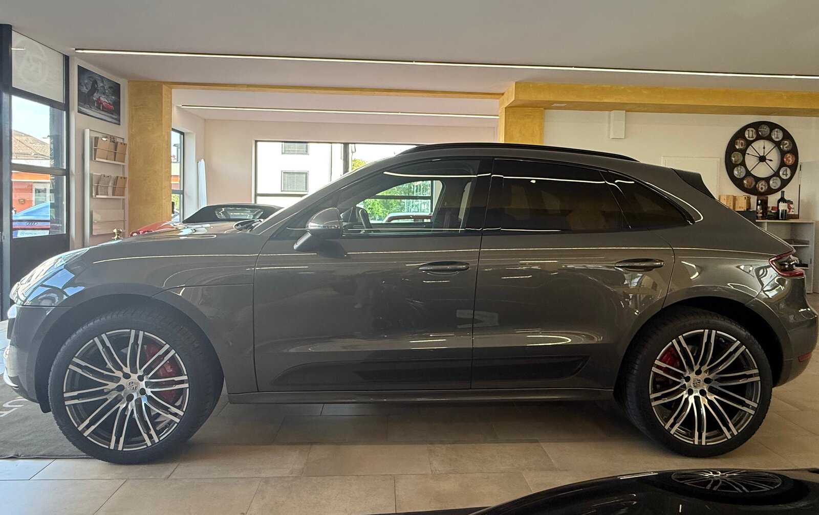 PORSCHE Macan Turbo PDK, Benzin, Occasion / Gebraucht, Automatik - 7