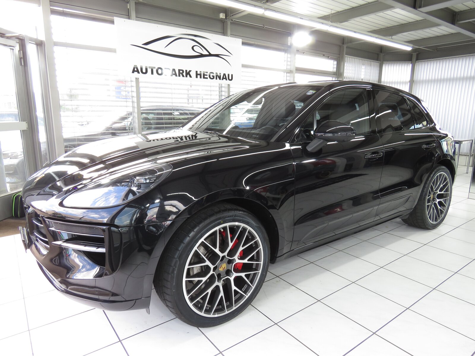 PORSCHE Macan GTS PDK