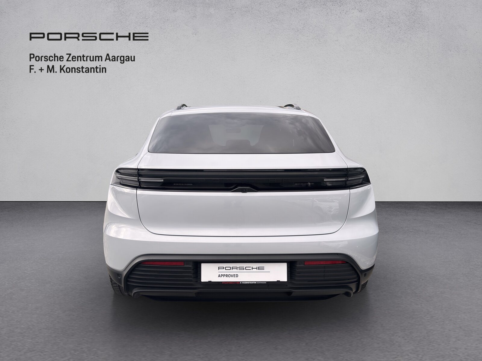 PORSCHE Macan 4, Elektro, Occasion / Gebraucht, Automatik - 4