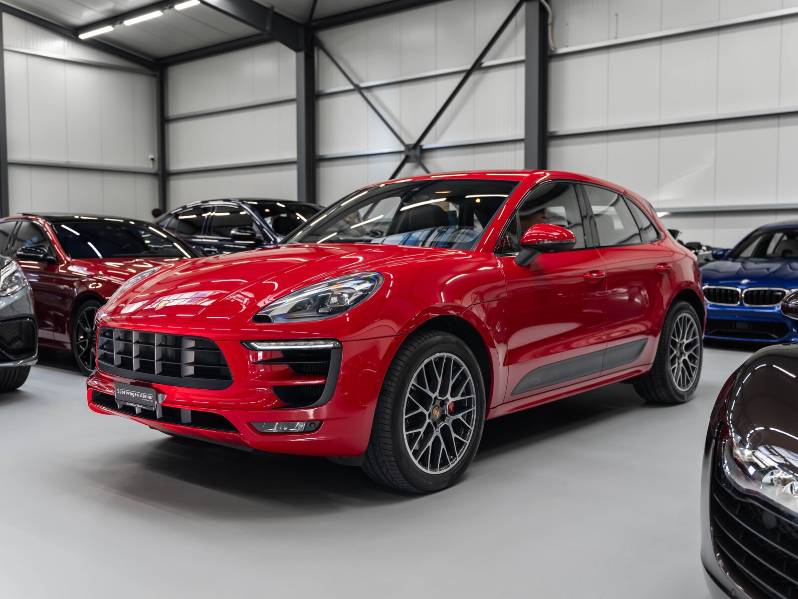 PORSCHE Macan GTS PDK