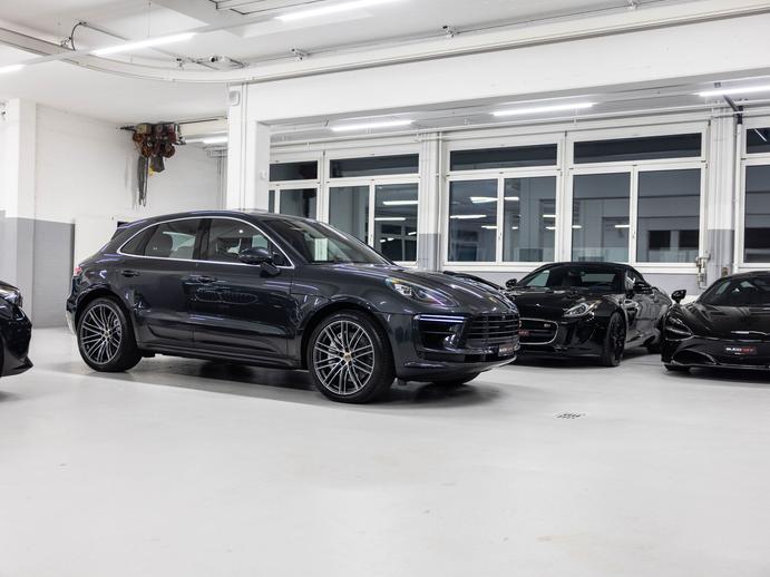 PORSCHE Macan Turbo PDK *Facelift*, Benzin, Occasion / Gebraucht, Automatik