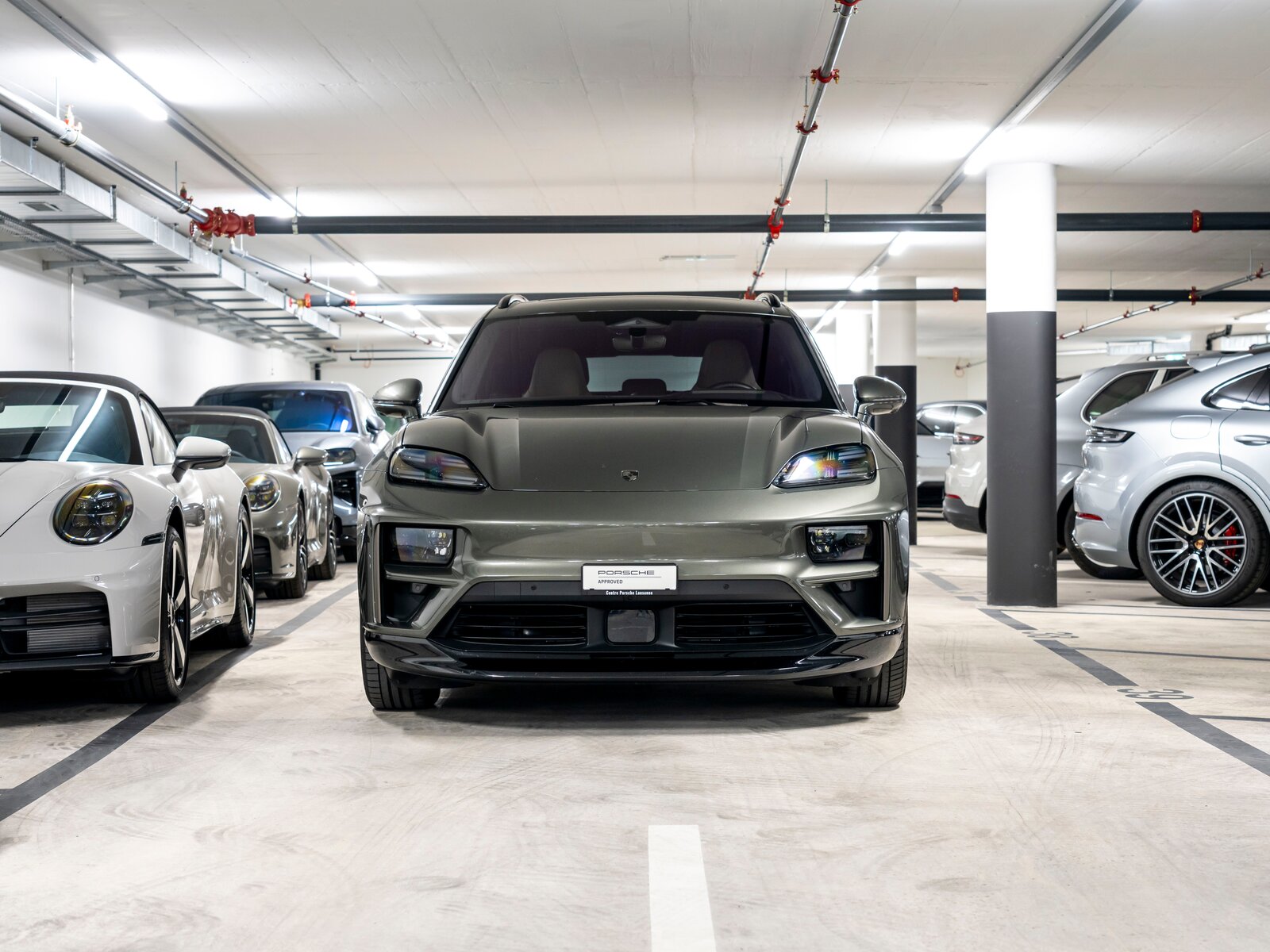 PORSCHE Macan Turbo 100kWh, Electric, Second hand / Used, Automatic - 4