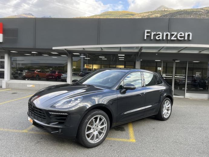 PORSCHE Macan 2.0, Petrol, Second hand / Used, Automatic