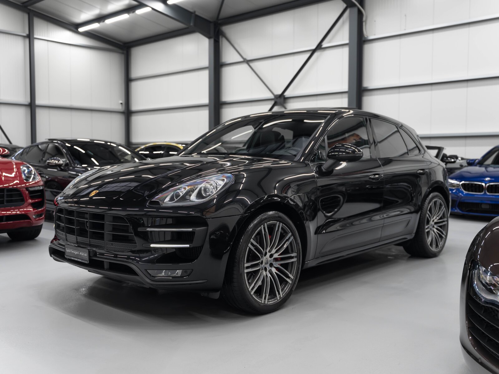 PORSCHE Macan Turbo PDK