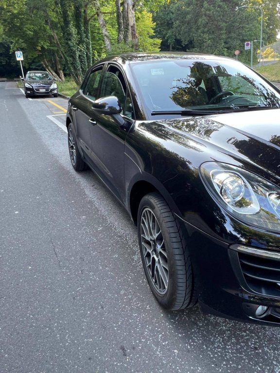 PORSCHE MACAN 2.0, Benzin, Occasion / Gebraucht, Automatik - 5