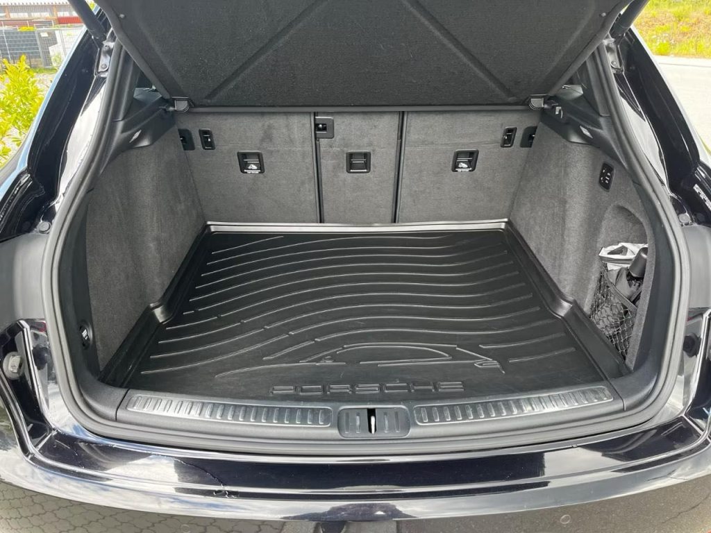PORSCHE MACAN 2.0, Benzin, Occasion / Gebraucht, Automatik - 6