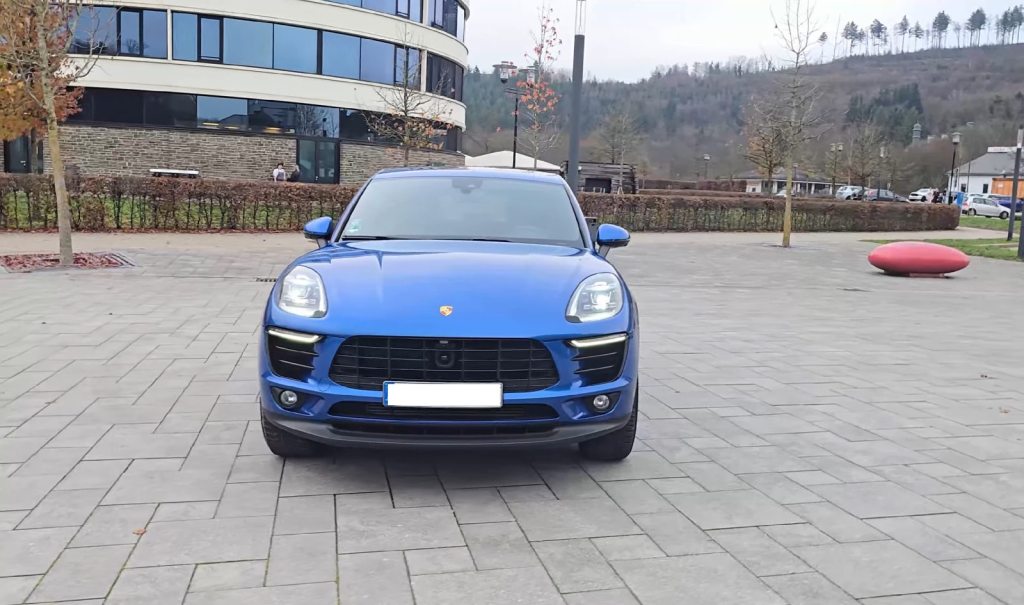 PORSCHE MACAN Saphirblaumetallic 252 PS, Petrol, Second hand / Used, Automatic - 6