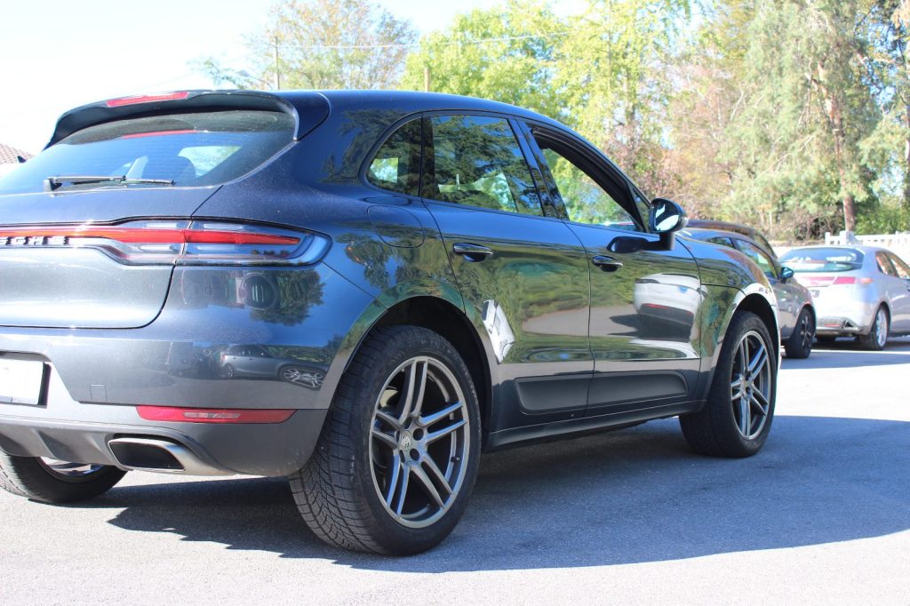 PORSCHE 2.0, Petrol, Second hand / Used, Automatic - 2
