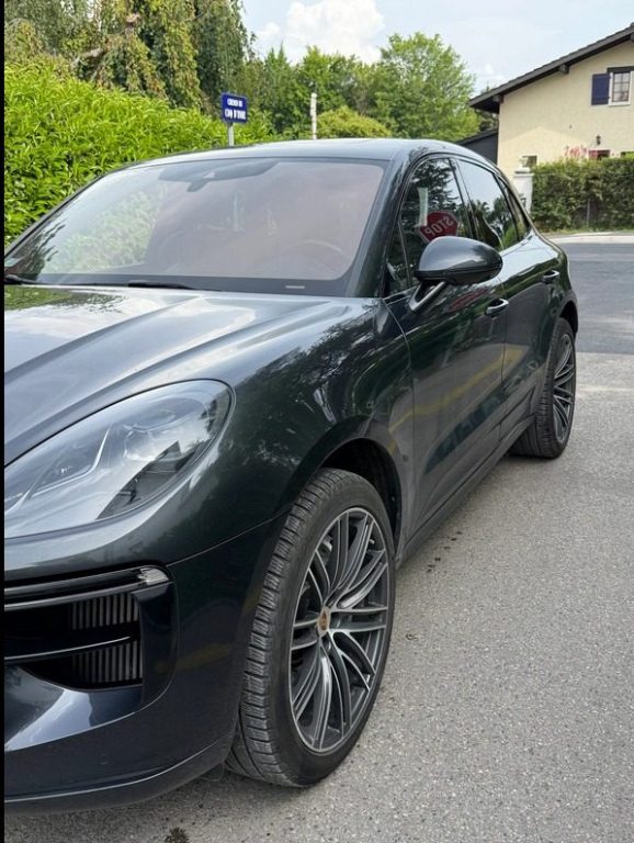 PORSCHE MACAN TURBO PDK 441 PS, Benzin, Occasion / Gebraucht, Automatik - 4