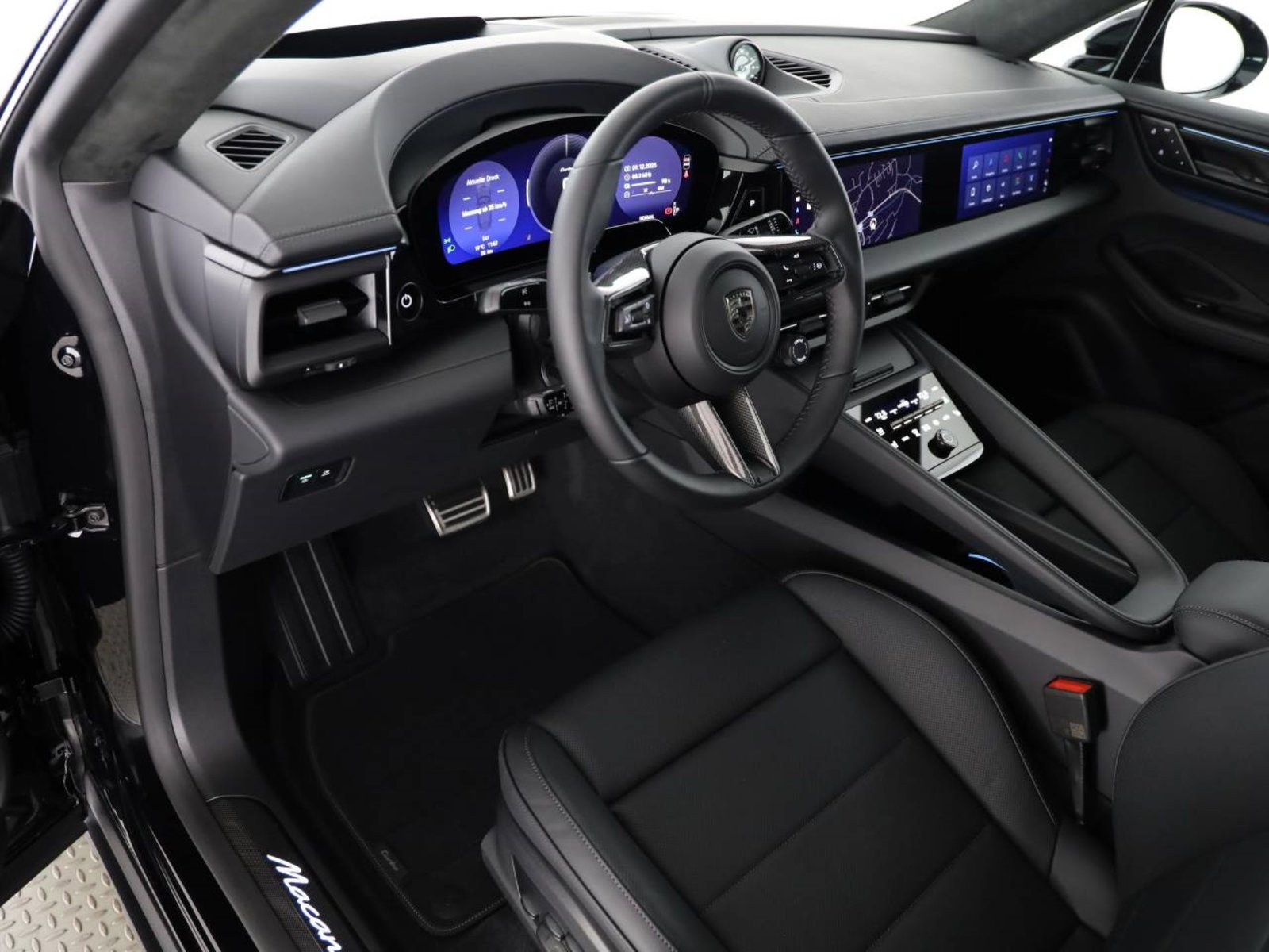 PORSCHE Macan Turbo, Electric, Ex-demonstrator, Automatic - 4