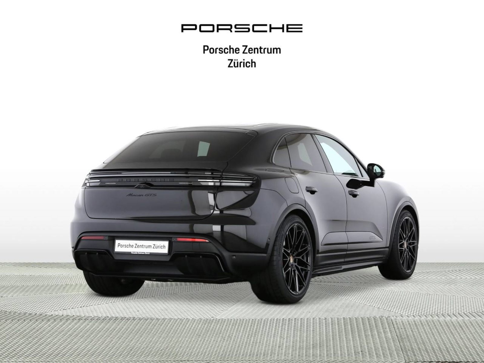 PORSCHE Macan GTS, Electric, Ex-demonstrator, Automatic - 3
