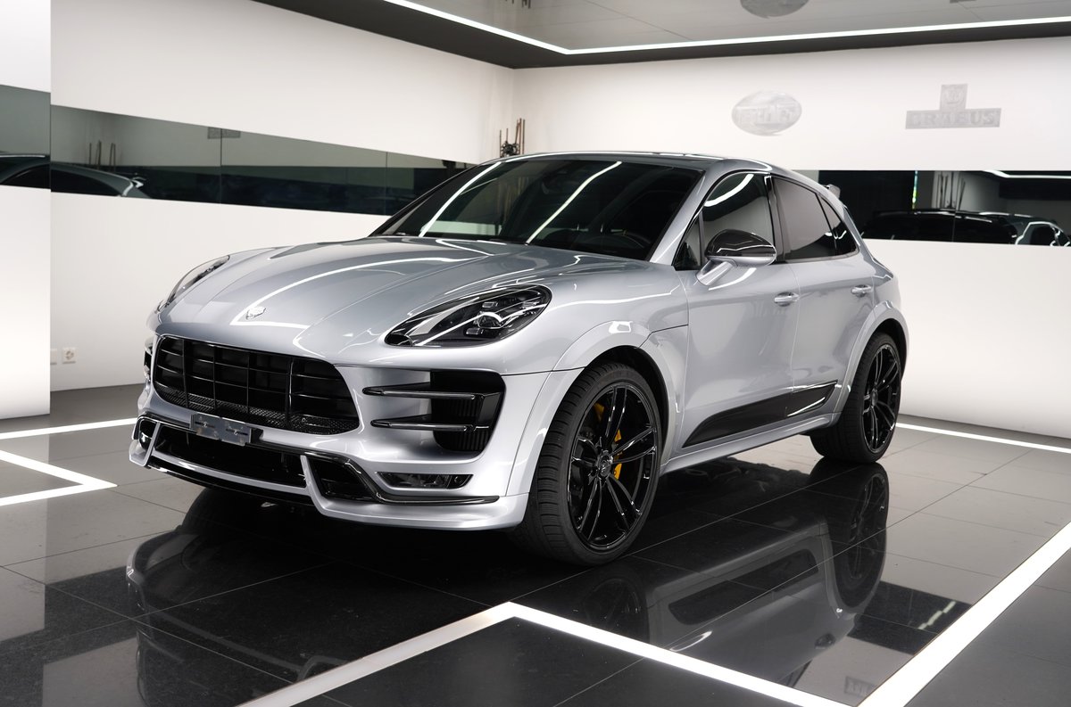 PORSCHE Macan Turbo