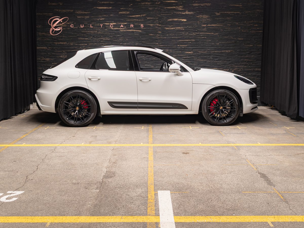 PORSCHE Macan GTS PDK