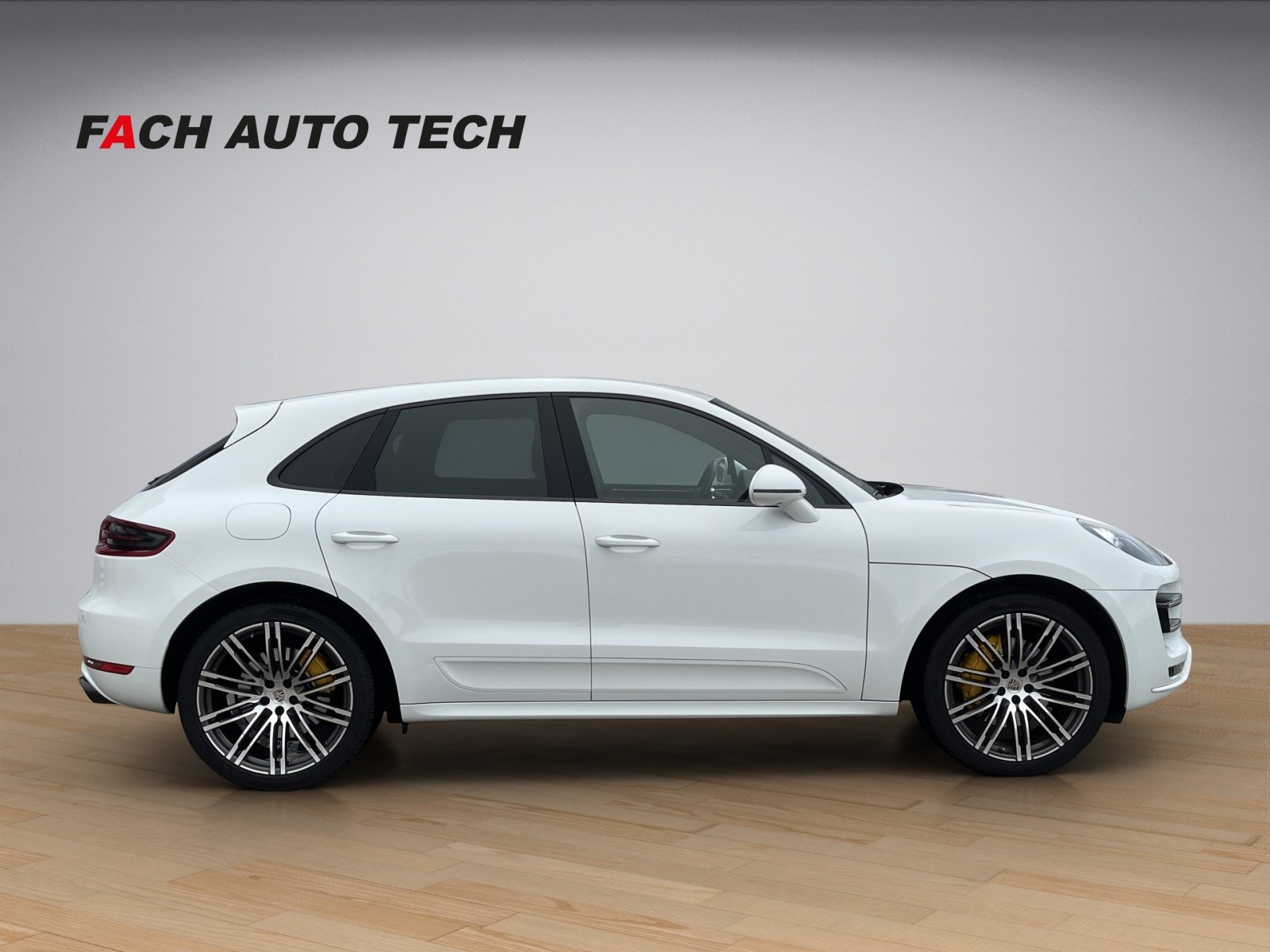 PORSCHE Macan 3.6 V6 Turbo, Benzin, Occasion / Gebraucht, Automat - 7