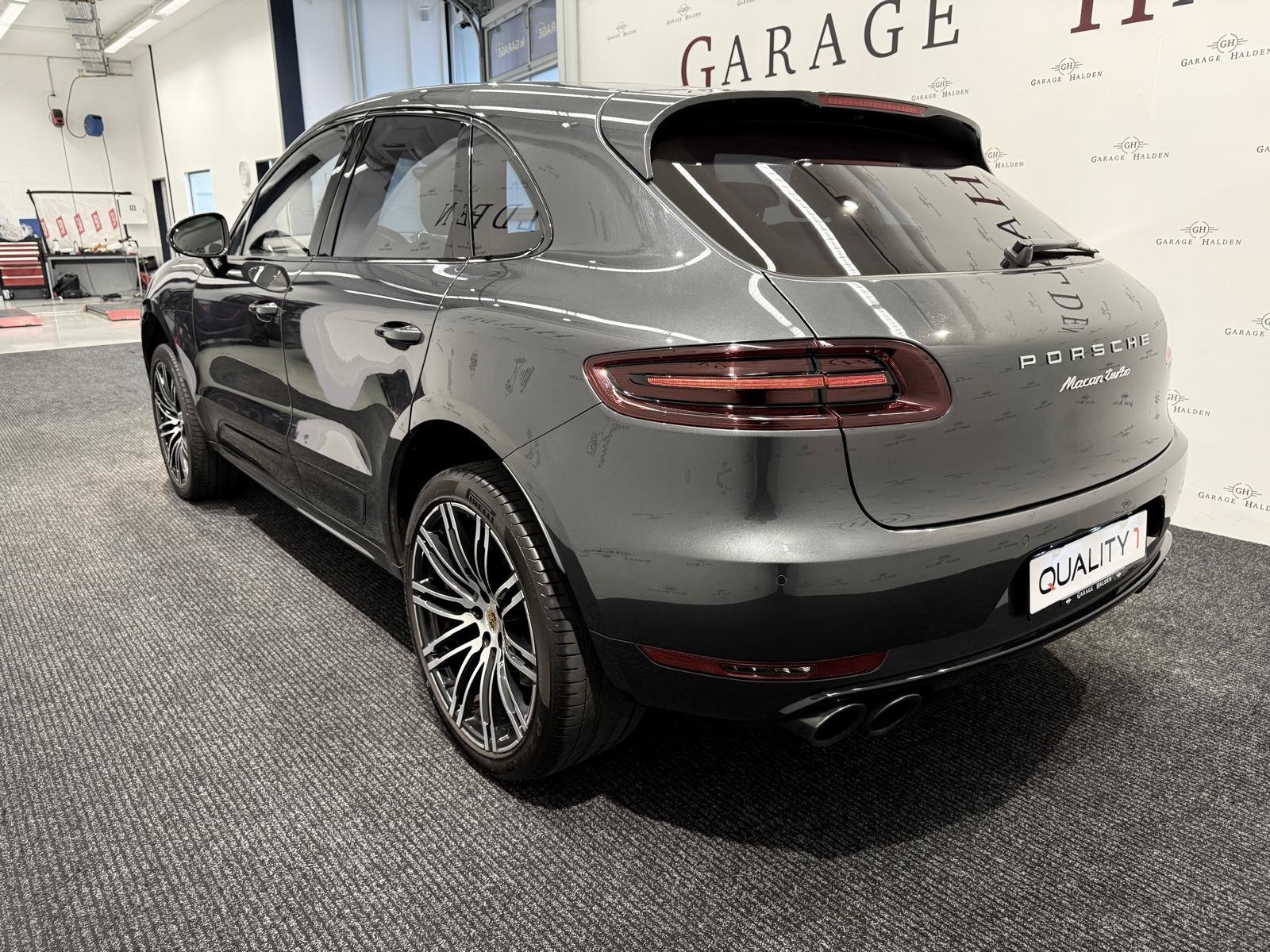 PORSCHE Macan 2.0, Essence, Occasion / Utilisé, Automatique - 4