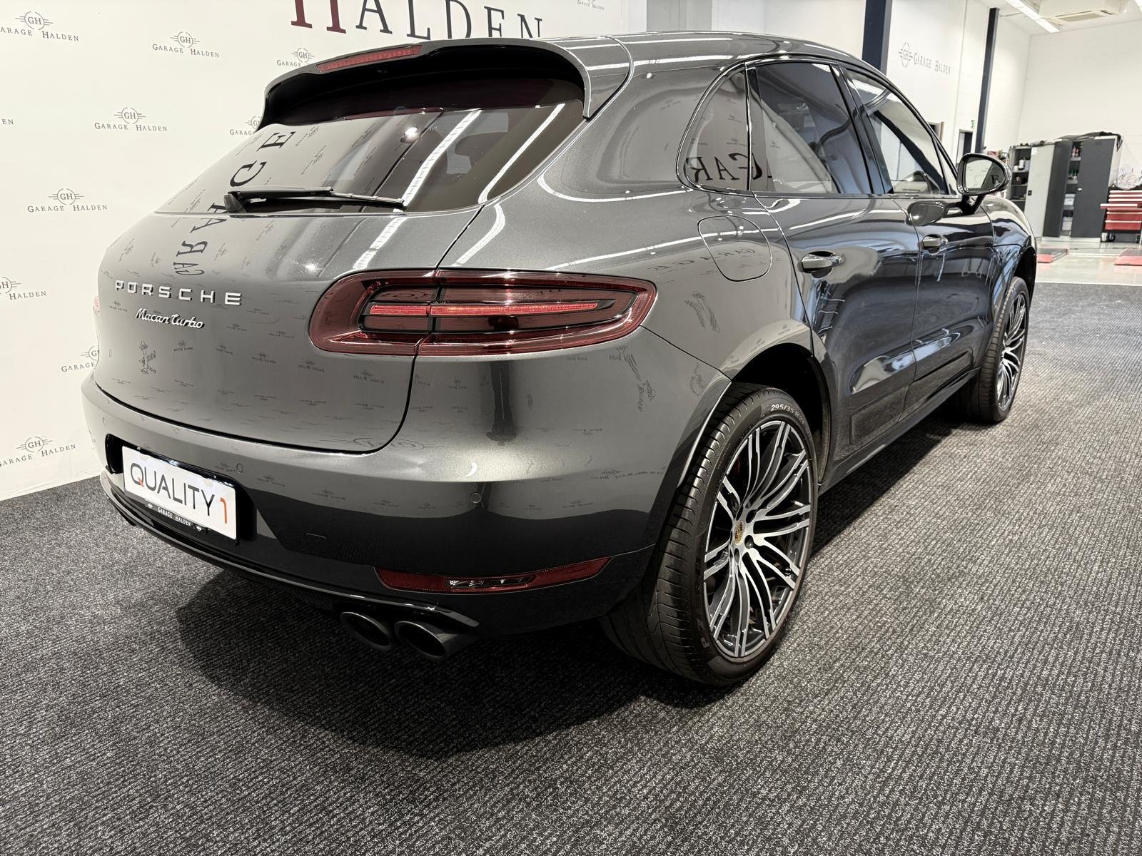 PORSCHE Macan 2.0, Essence, Occasion / Utilisé, Automatique - 7