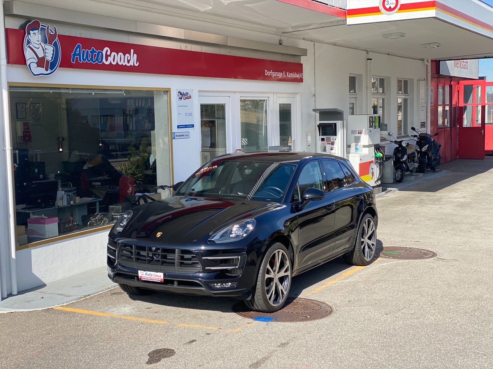 PORSCHE Macan Turbo PDK