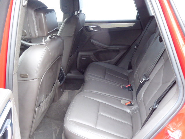 PORSCHE Macan 2.0 PDK, Essence, Occasion / Utilisé, Automatique - 7