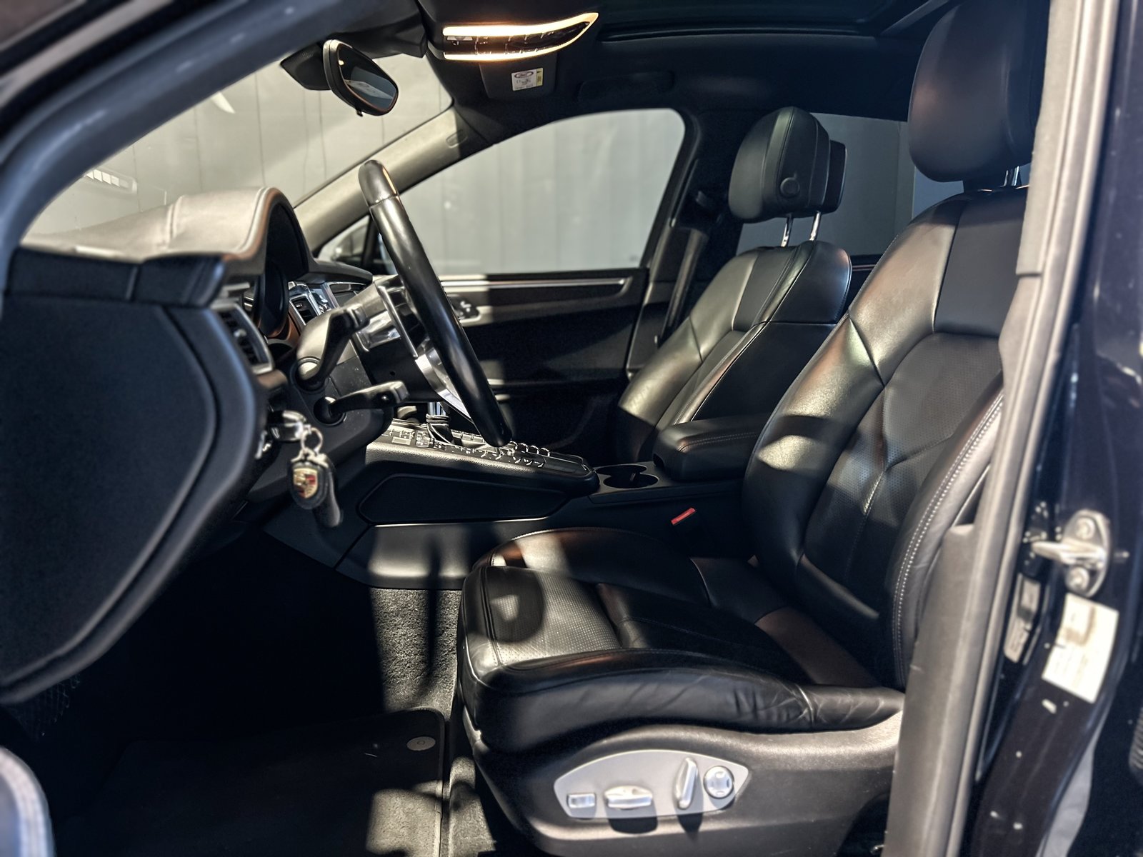 PORSCHE Macan PDK, Benzin, Occasion / Gebraucht, Automat - 6