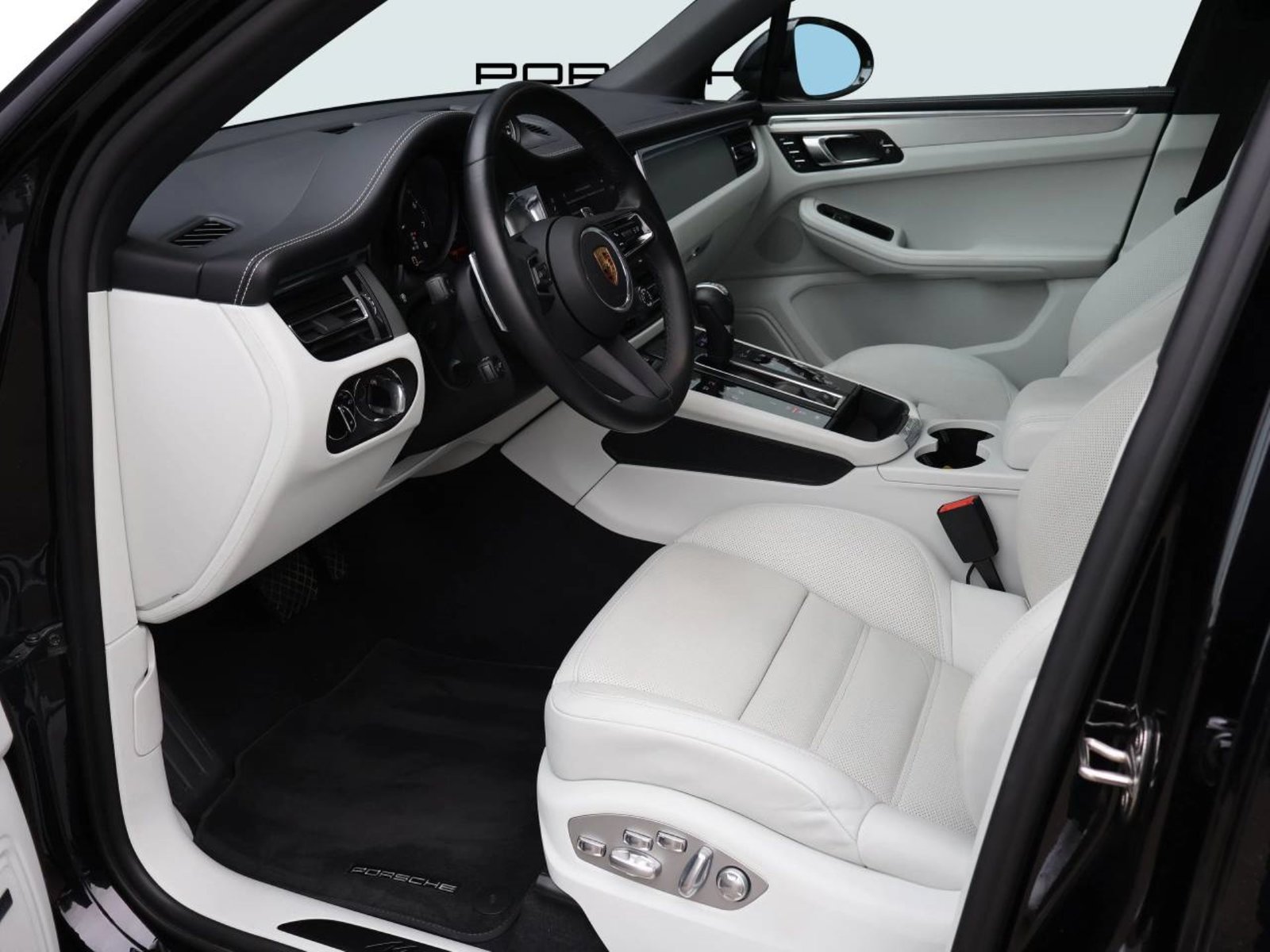 PORSCHE Macan GTS, Essence, Occasion / Utilisé, Automatique - 4