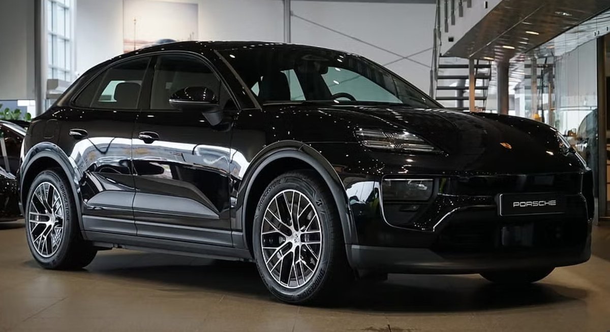 PORSCHE Macan 100kWh